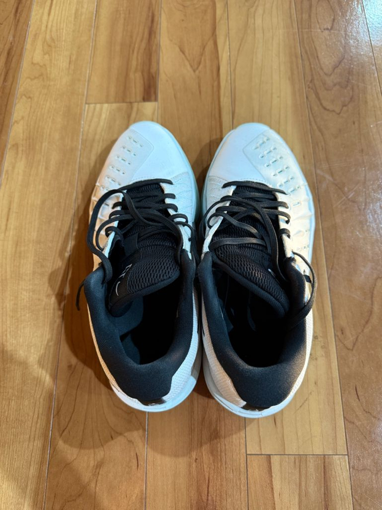 나이키 지티컷 아카데미2 275--3