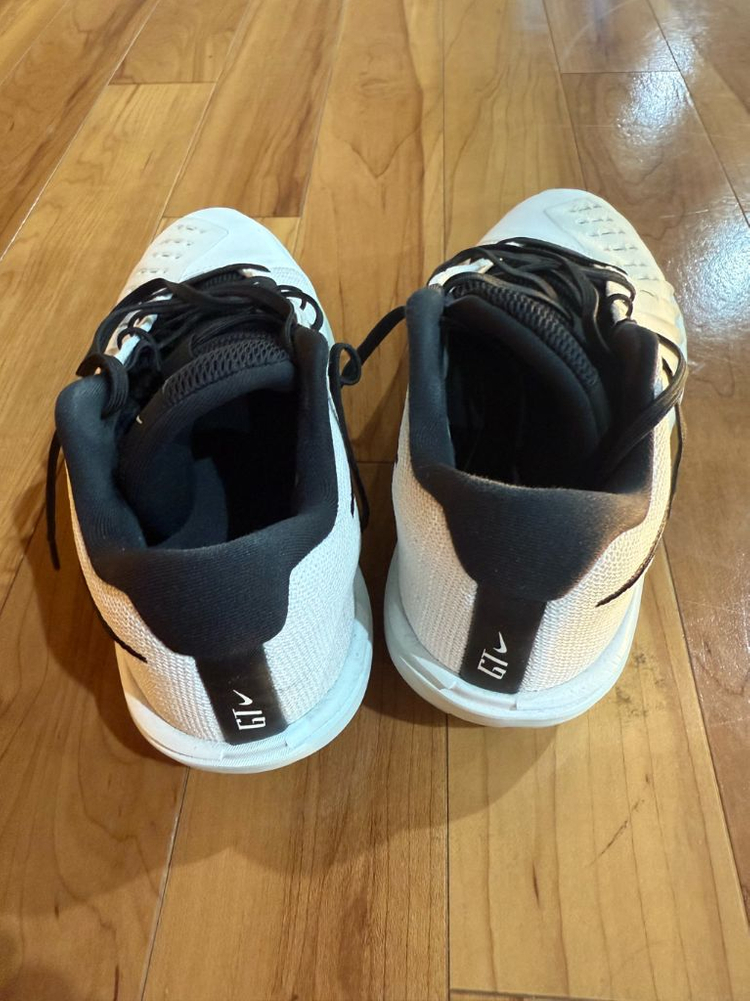 나이키 지티컷 아카데미2 275--4