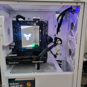 라이젠5 7500X3D 32G 라데온RX9060xt 16G 고성능게임