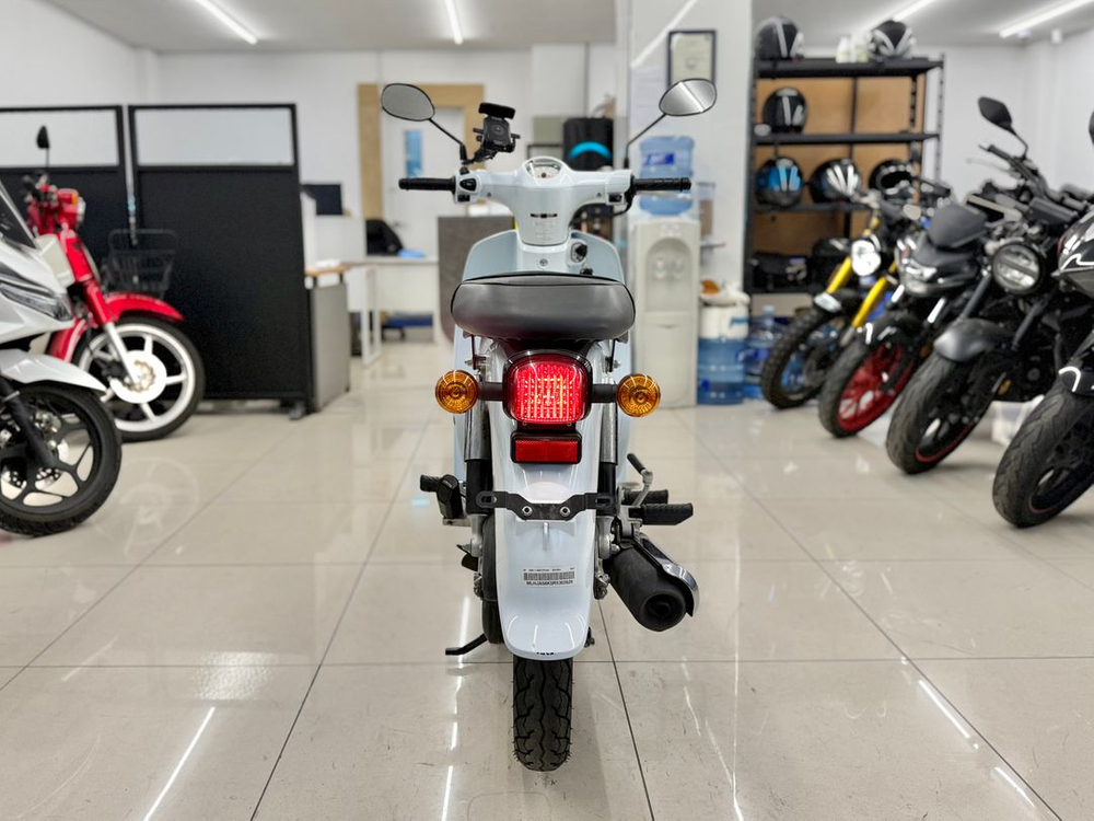 24년식 슈퍼커브110 6,5XXkm 판매합니다:)--3