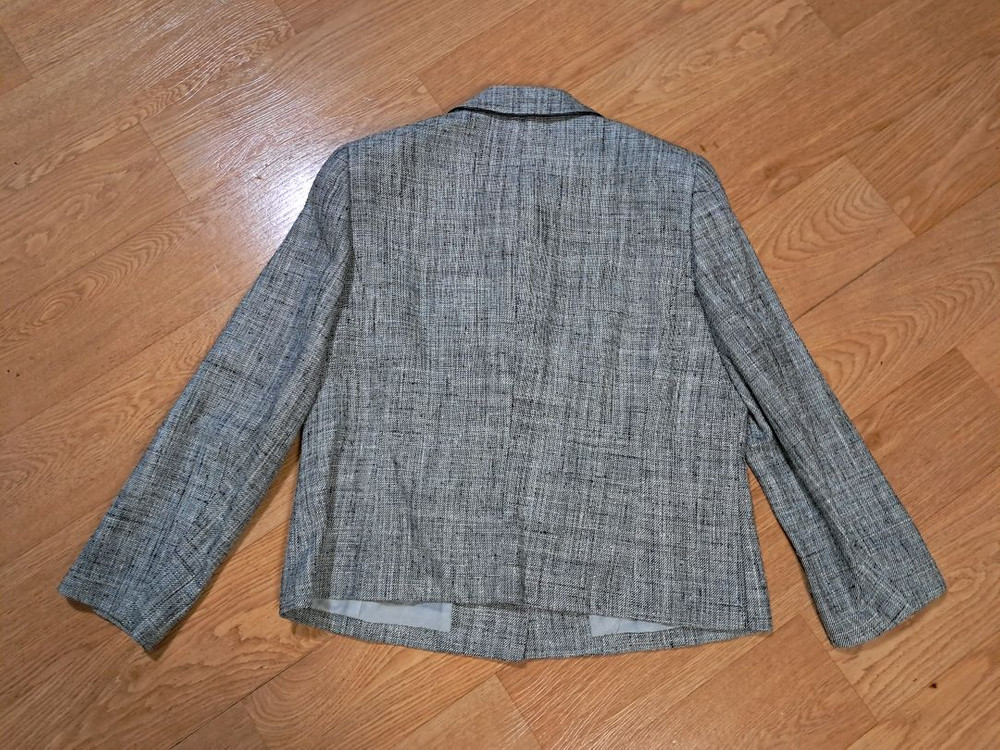 <명품> 버버리 울 + 마 자켓 (여성 77사이즈)--1