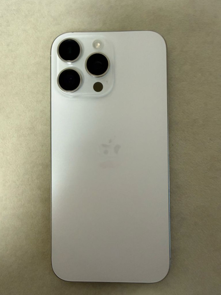 아이폰16프로맥스 화이트 티타늄 256GB 배터리100--8