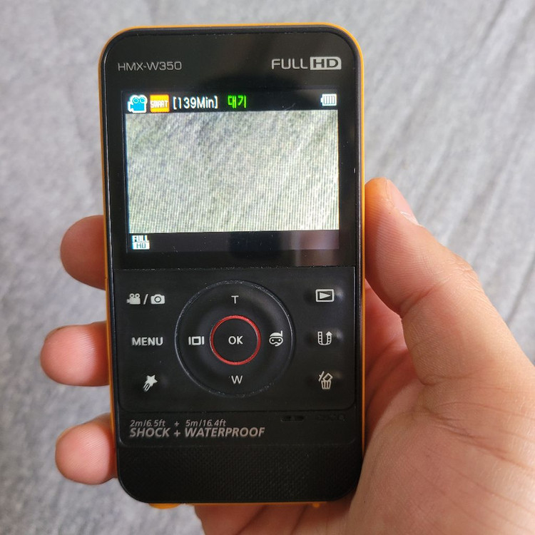 삼성 HMX-W350 캠코더. 이미지