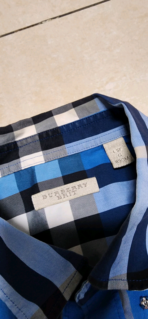 정품 버버리 체크남방 L--2