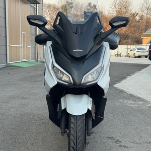 특가) 25년식 포르자350 3만km 배달셋팅 준튜닝 저렴히 판매합니다.