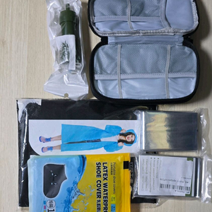 새상품 생존용품 라이프스트로우 정수빨대 우비 방수신발 은박담요 파우치 이미지