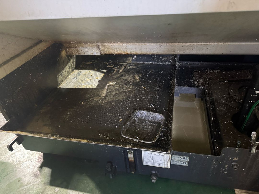 두산 머시닝센터 5.4호기 MYNX-5400 2011년식 파워바이스 2개 포함 이미지