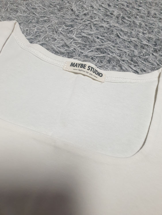 스퀘어넥 크롭 반팔 Free 외 (부르마 컨셉/착샷O)--2