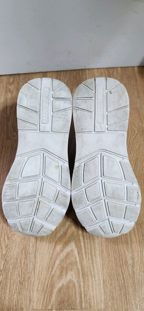 37/240 버버리 신발 체크패턴 버버리운동화 스니커즈 이미지