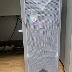 5600 , 3060ti , 램32기가 게이밍pc 판매합니다