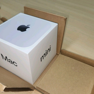 맥미니 M4 24/512기가 미개봉 새상품 판매합니다 (본문참조)