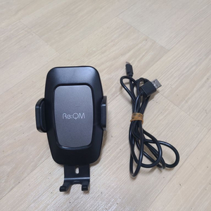 스마트폰 핸드폰 차량용 무선 자동센서 충전기 거치대 이미지