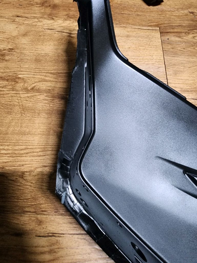 더뉴 PCX (19~20)년식 중고 재도색 블랙 카울 팝니다--9