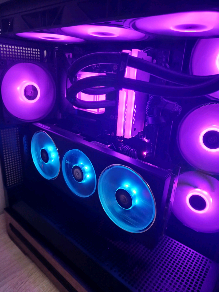 7800X3D 수냉 32G RX7800XT 본체 신품급--0