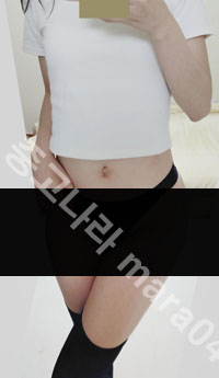 스퀘어넥 크롭 반팔 Free 외 (부르마 컨셉/착샷O)--5