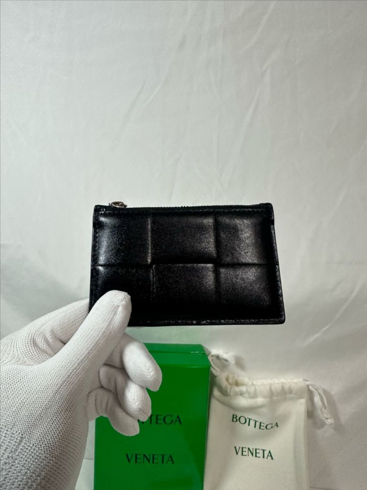 보테가베네타 지퍼 카드지갑 블랙 (OS)--1