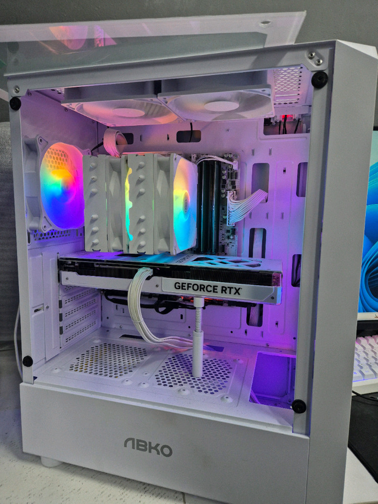 9600X , RTX4070TI SUPER 본체 팝니다--1