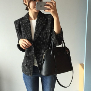 블랙 트위드 자켓 이미지