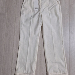 새상품) 이치아더 플리츠 디테일 팬츠 xs