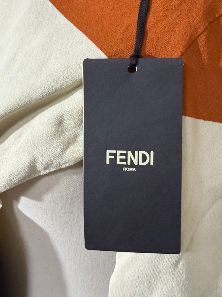 펜디 (FENDI) 스트라이프 블록 하이넥 니트 - 미착용 새상품--7