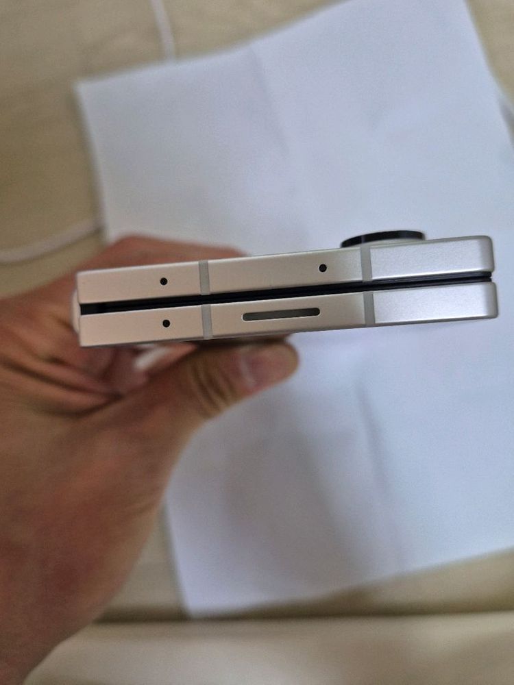 Z폴드6 자급제 512GB 팝니다.창원.김해--6