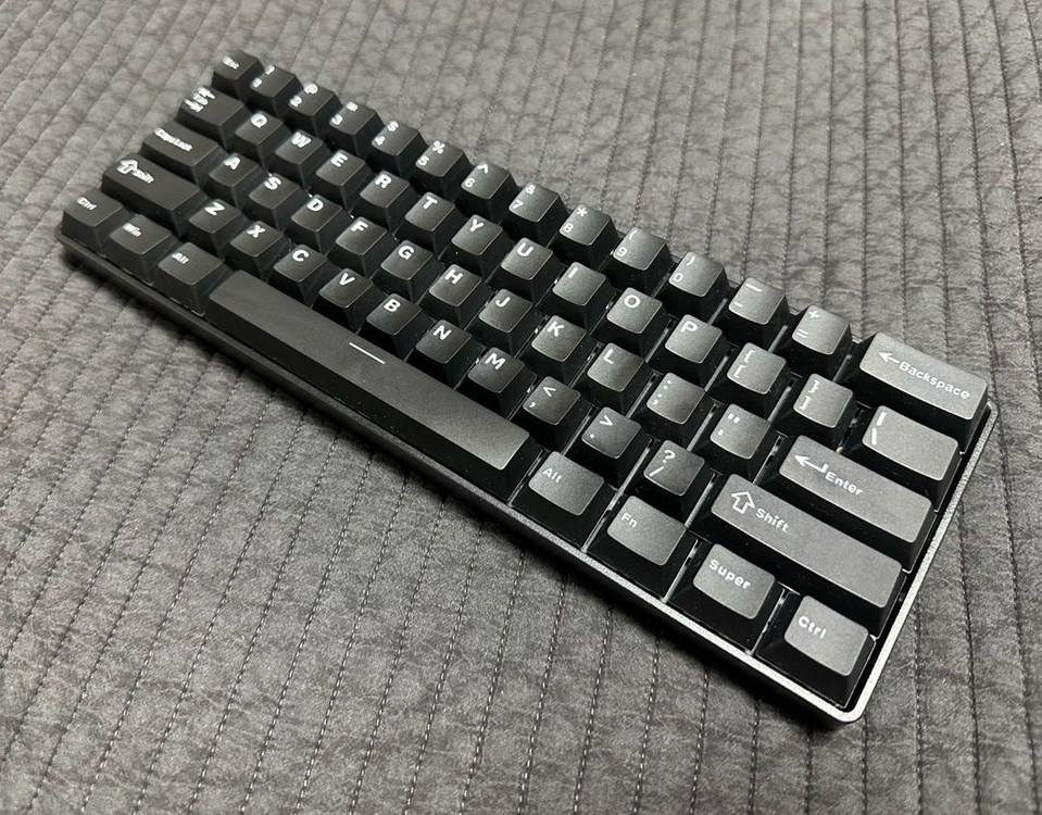 Venom60HE 베놈60HE 8K 래피드 트리거 커스텀 자석축 키보드 이미지