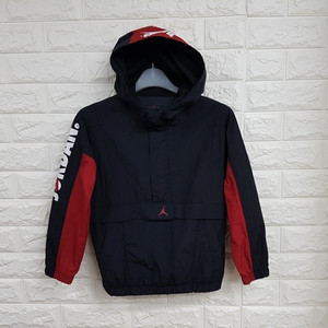 나이키 조던 바람막이 점퍼 키즈 7-8세 (116-120cm)