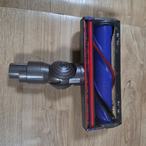 다이슨 청소기 브러시 헤드 이미지