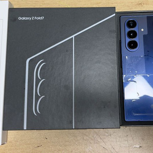 폴드7 512GB 블루 자급제 (올수리) 팝니다