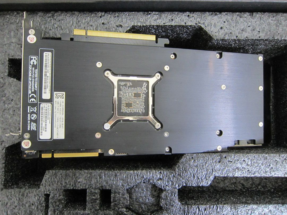 이엠텍 RTX 2070 SUPER BLACK MONSTER OC D6 8GB 이미지