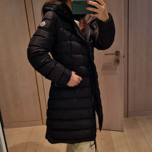 택있는 백화점 새제품) 몽클레어 블랙 플라메뜨 후드 구스 롱 다운 자켓 FLAMMETTE