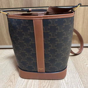 셀린느 트리오페 캔버스 스몰 버킷백 이미지