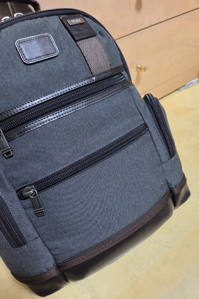 투미 정품 알파브라보 녹스 백팩 거의새제품--2