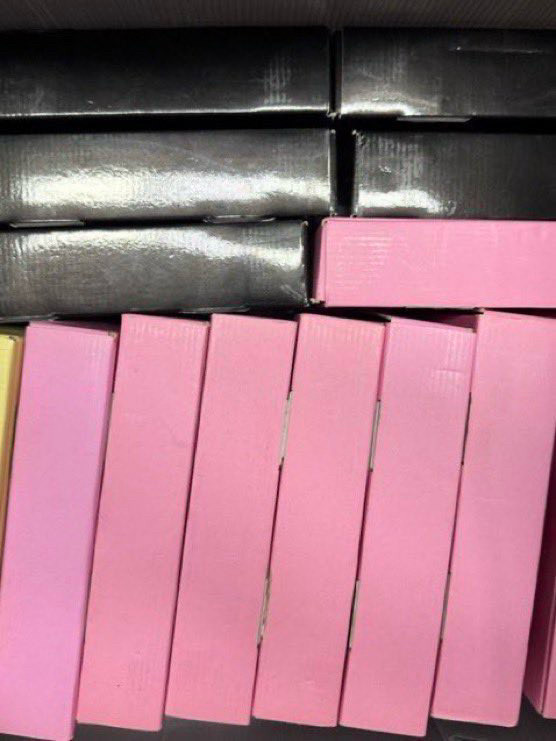 마마무 2016 2017 2018 2019 시즌그리팅 솔라 문별 휘인 화사--1