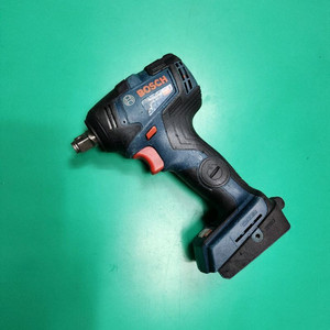 보쉬 GDS18V-200 충전임팩렌치 본체(베어툴)