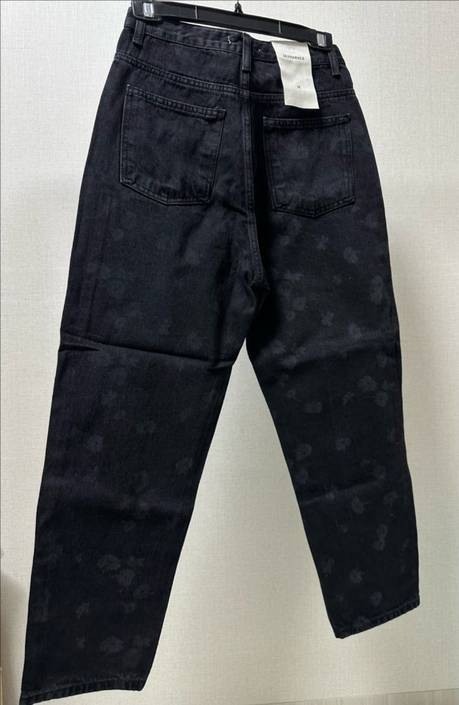 (새상품) SELF/SERVICE 블랙 플라워 데님--2