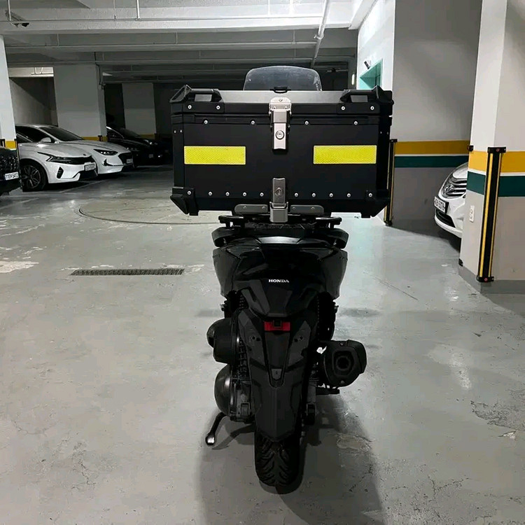 2018년식 포르자 300 판매합니다--3