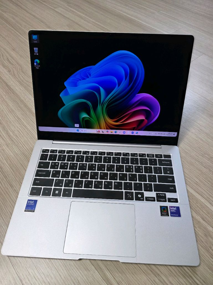 신품급 14인치 갤럭시 북5프로 고사양 노트북 울트라5 16램--1