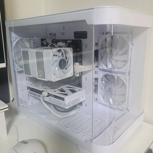 게이밍 컴퓨터 본체(RTX5060ti)