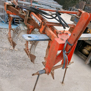 대동유압쟁기 35ㅡ40마력용 이미지