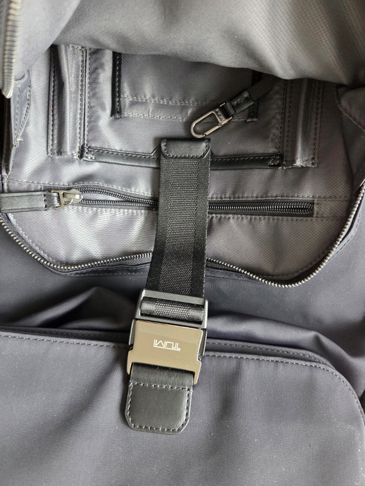 투미 오스본 롤탑 백팩--6