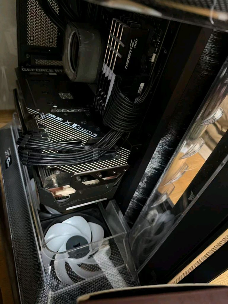 RTX 3070 그래픽카드 이미지