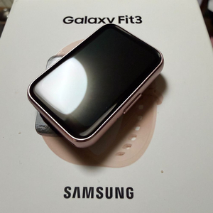 갤럭시핏3 핑크골드 이미지