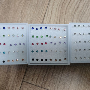 실리콘 귀걸이 3박스 120개