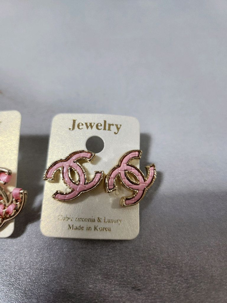 샤뉄 핑크 귀걸이--4