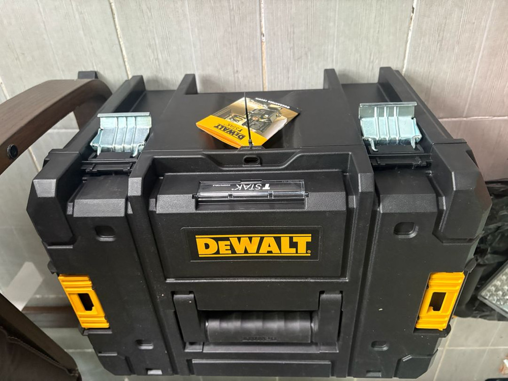 디월트 충전 함마드릴 DCH417 이미지