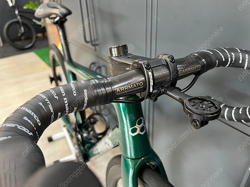 위아위스 래디칼M 울테그라 구동계 이미지