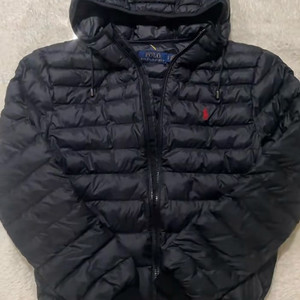 폴로 경량패딩 M사이즈 구해요 이미지