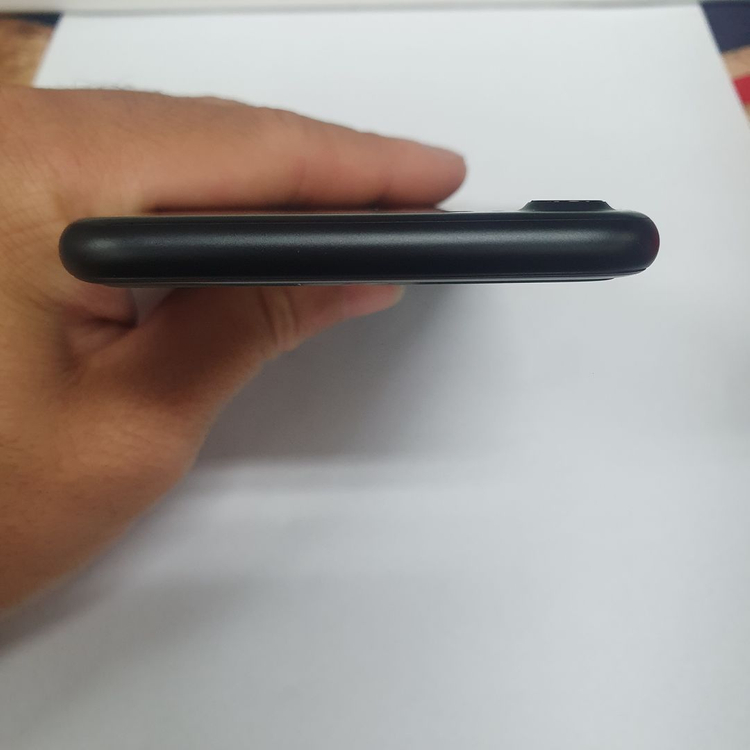 아이폰7 32GB 블랙 A+급 중고폰 배터리100% 카메라무음 레트로감성 인스타 사진폰 201979--3