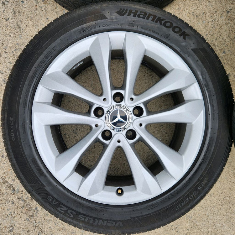 벤츠 W205 C클래스 17인치 정품 휠 타이어 세트 판매 이미지